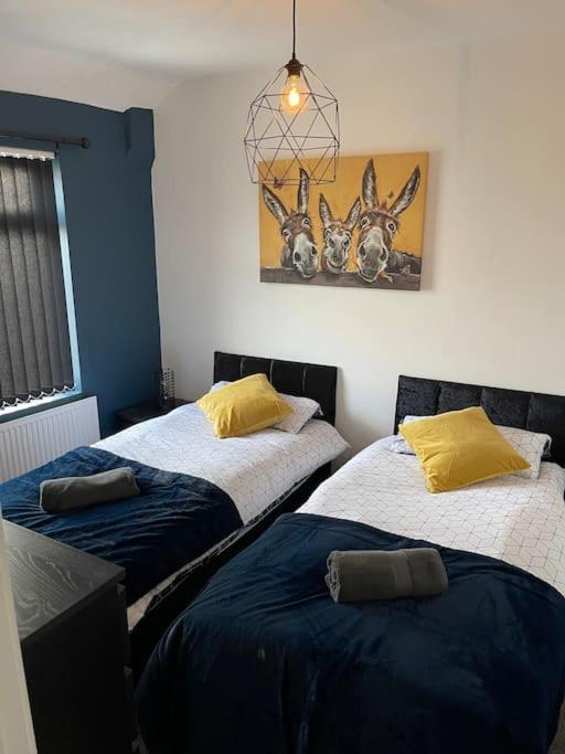 Luxury Accommodation. Wallasey Exterior photo